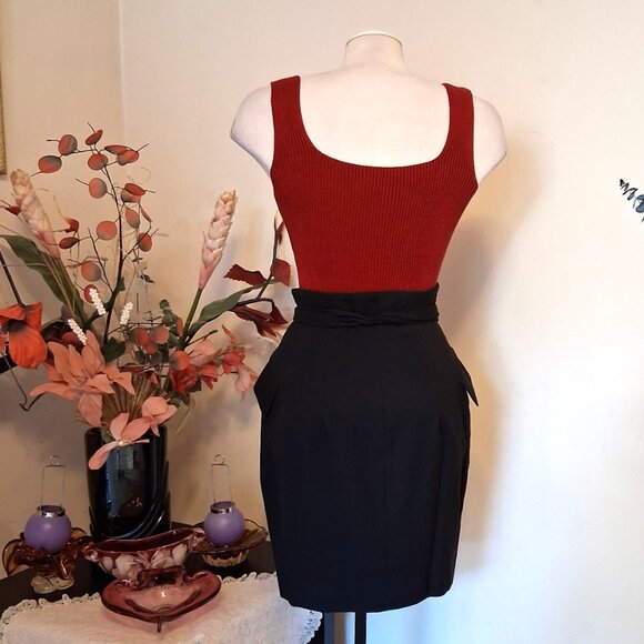 NWOT SNOB Chic Lined Black Wrap Short Skirt with Two Side Pockets - Picture 11 of 11